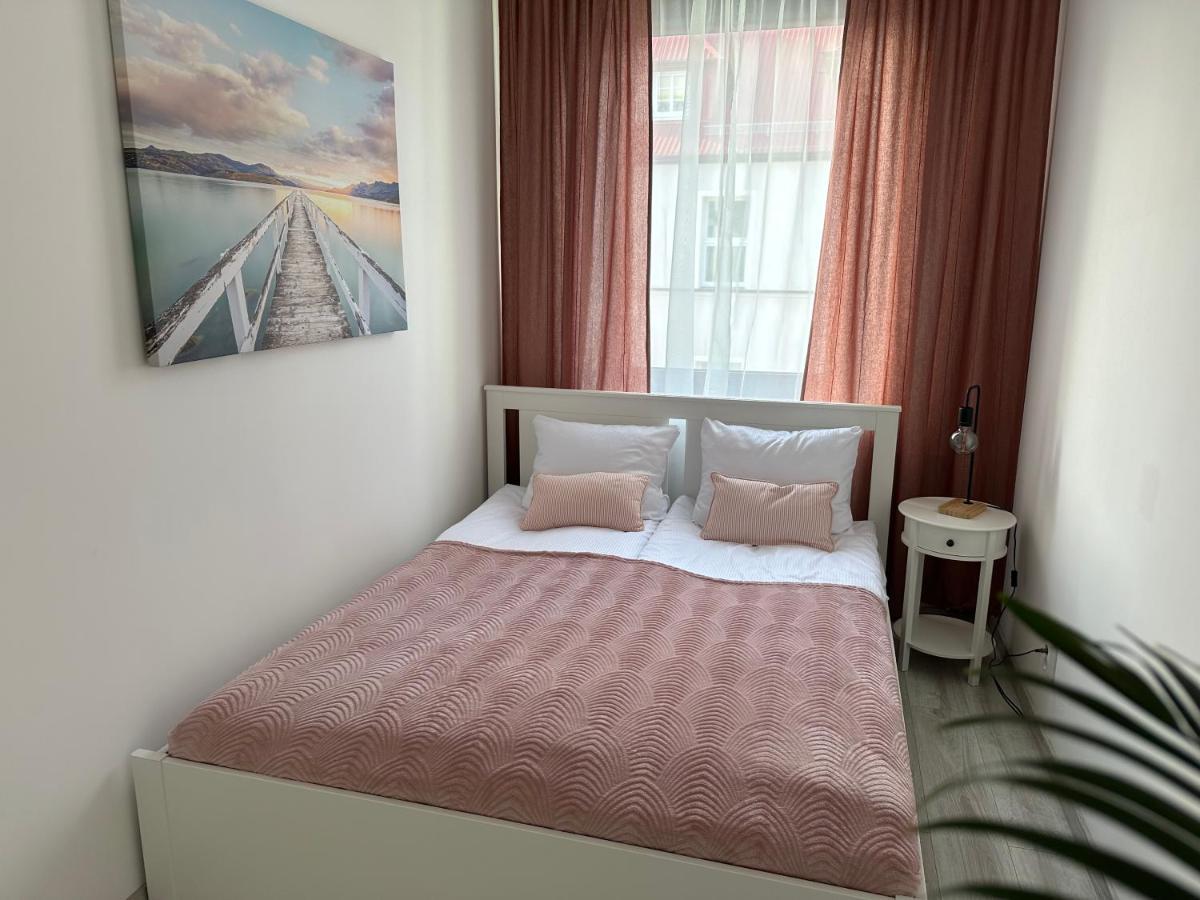 Apartamenty Przy Deptaku 斯维诺乌伊希切 外观 照片