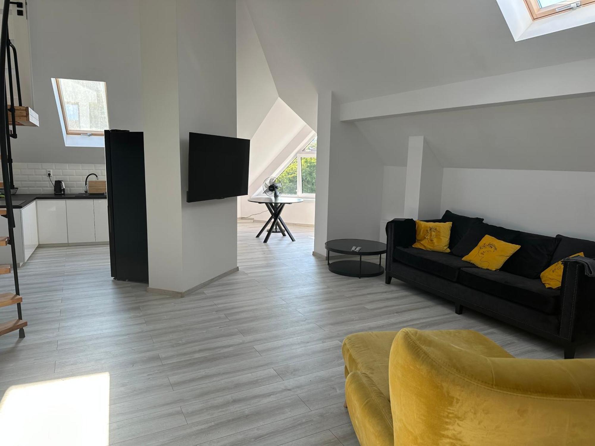 Apartamenty Przy Deptaku 斯维诺乌伊希切 外观 照片