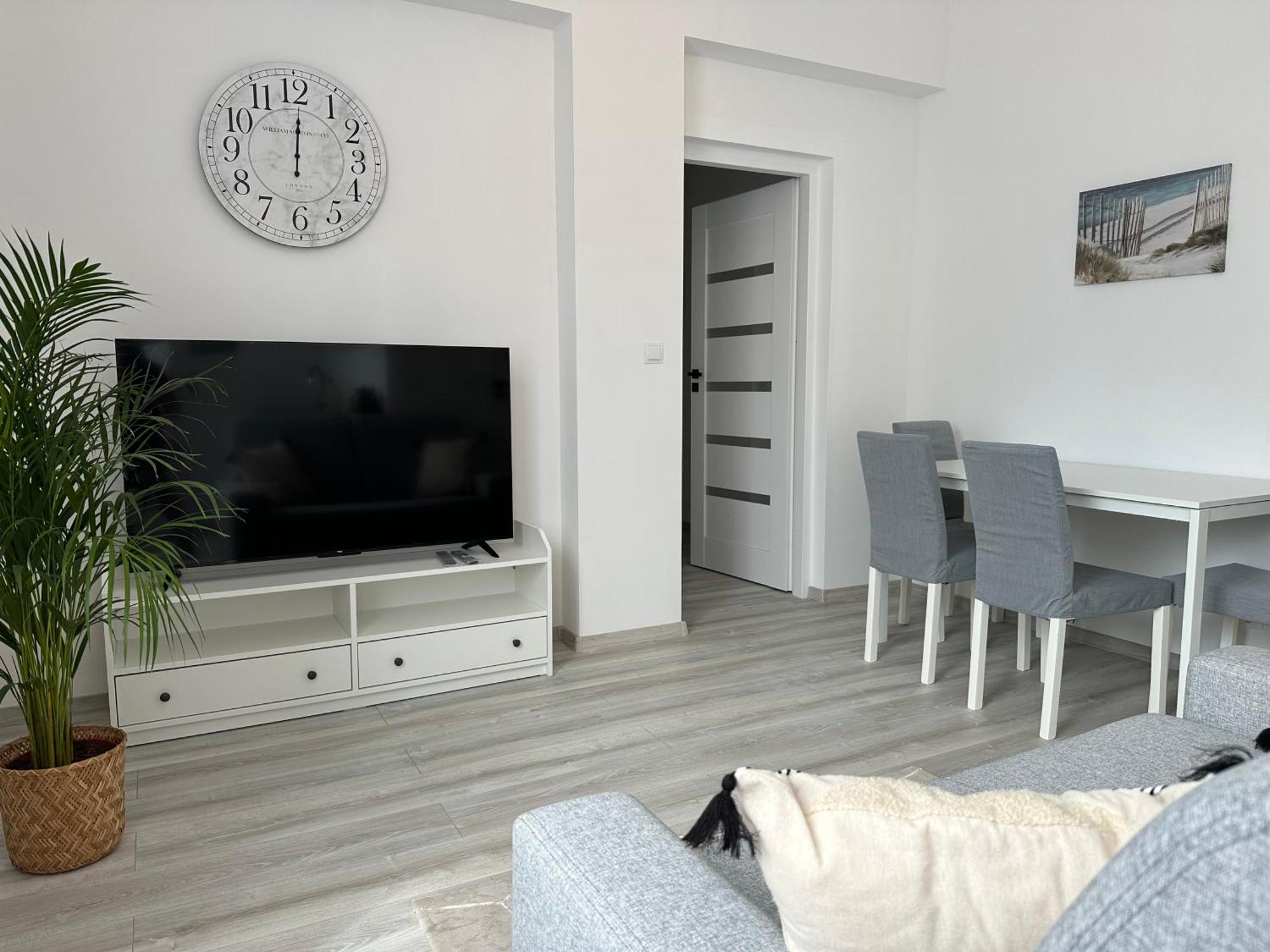 Apartamenty Przy Deptaku 斯维诺乌伊希切 外观 照片