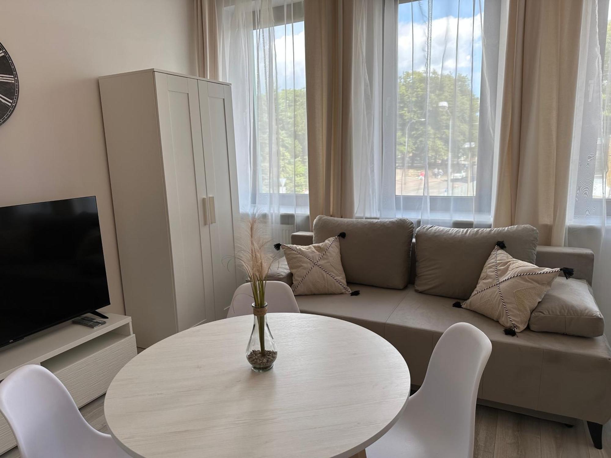 Apartamenty Przy Deptaku 斯维诺乌伊希切 外观 照片