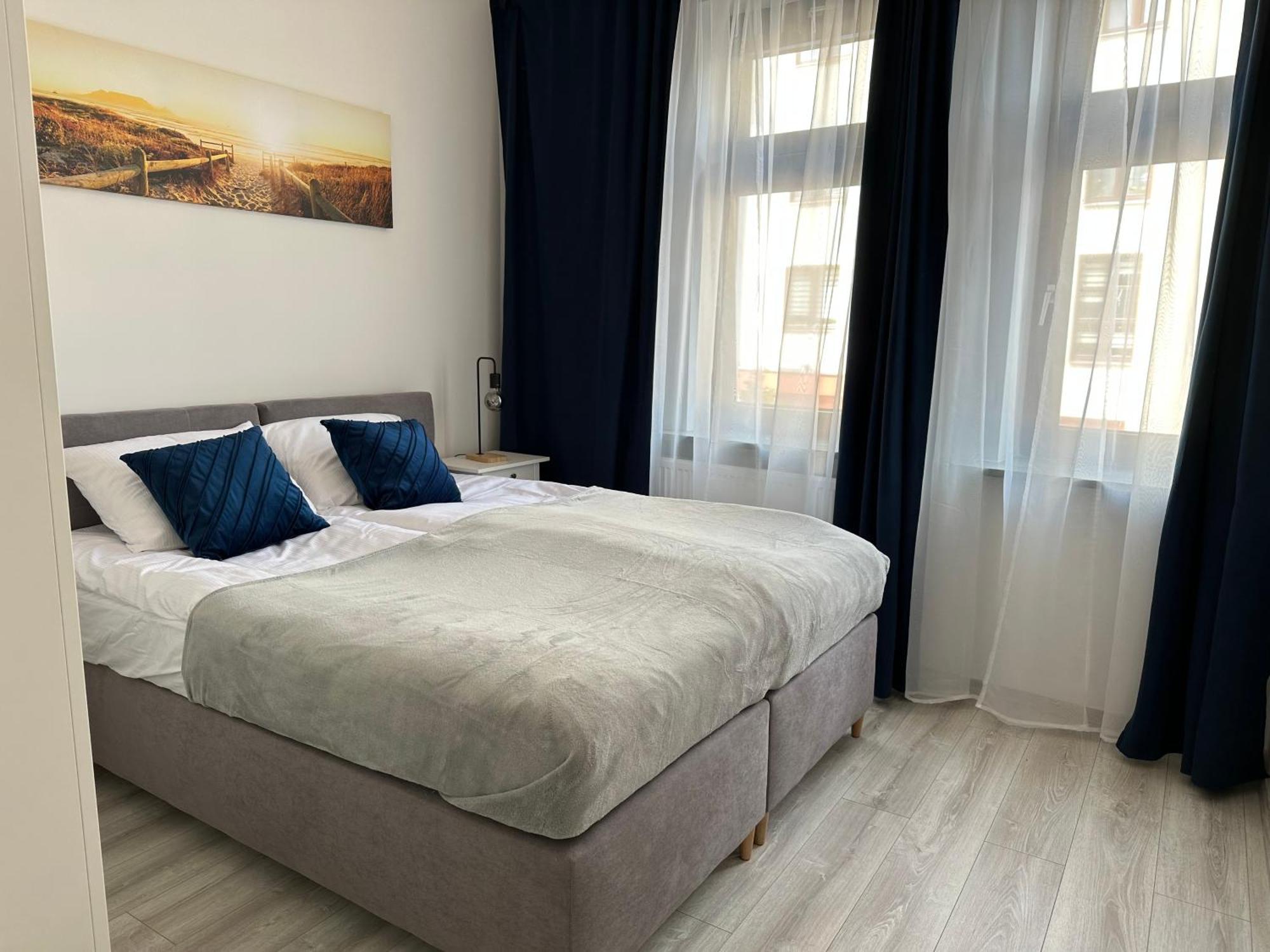Apartamenty Przy Deptaku 斯维诺乌伊希切 外观 照片