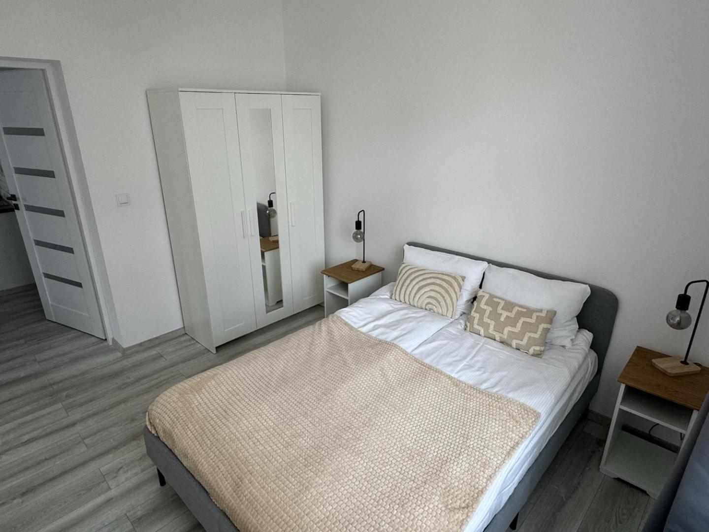 Apartamenty Przy Deptaku 斯维诺乌伊希切 外观 照片