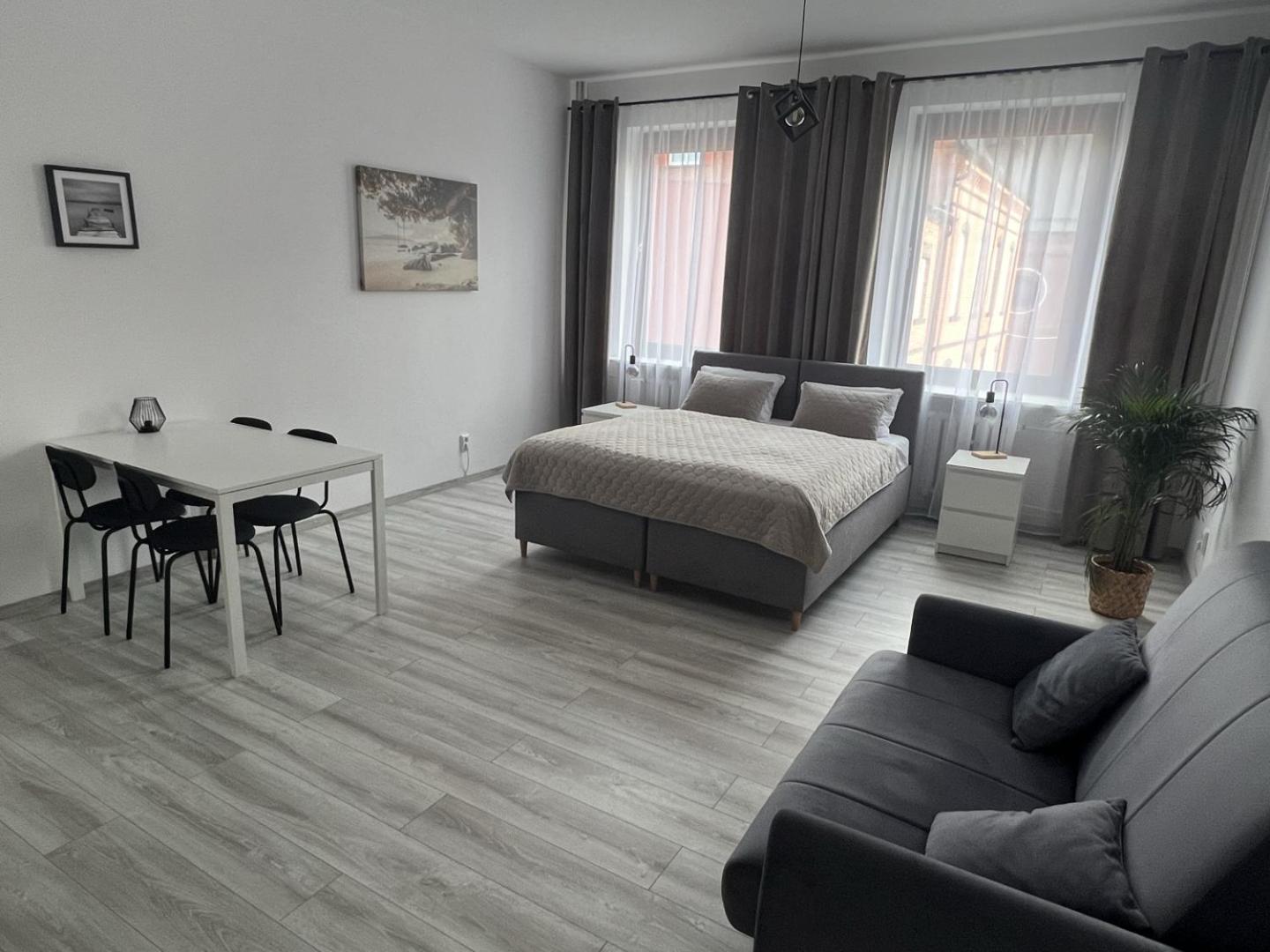 Apartamenty Przy Deptaku 斯维诺乌伊希切 外观 照片