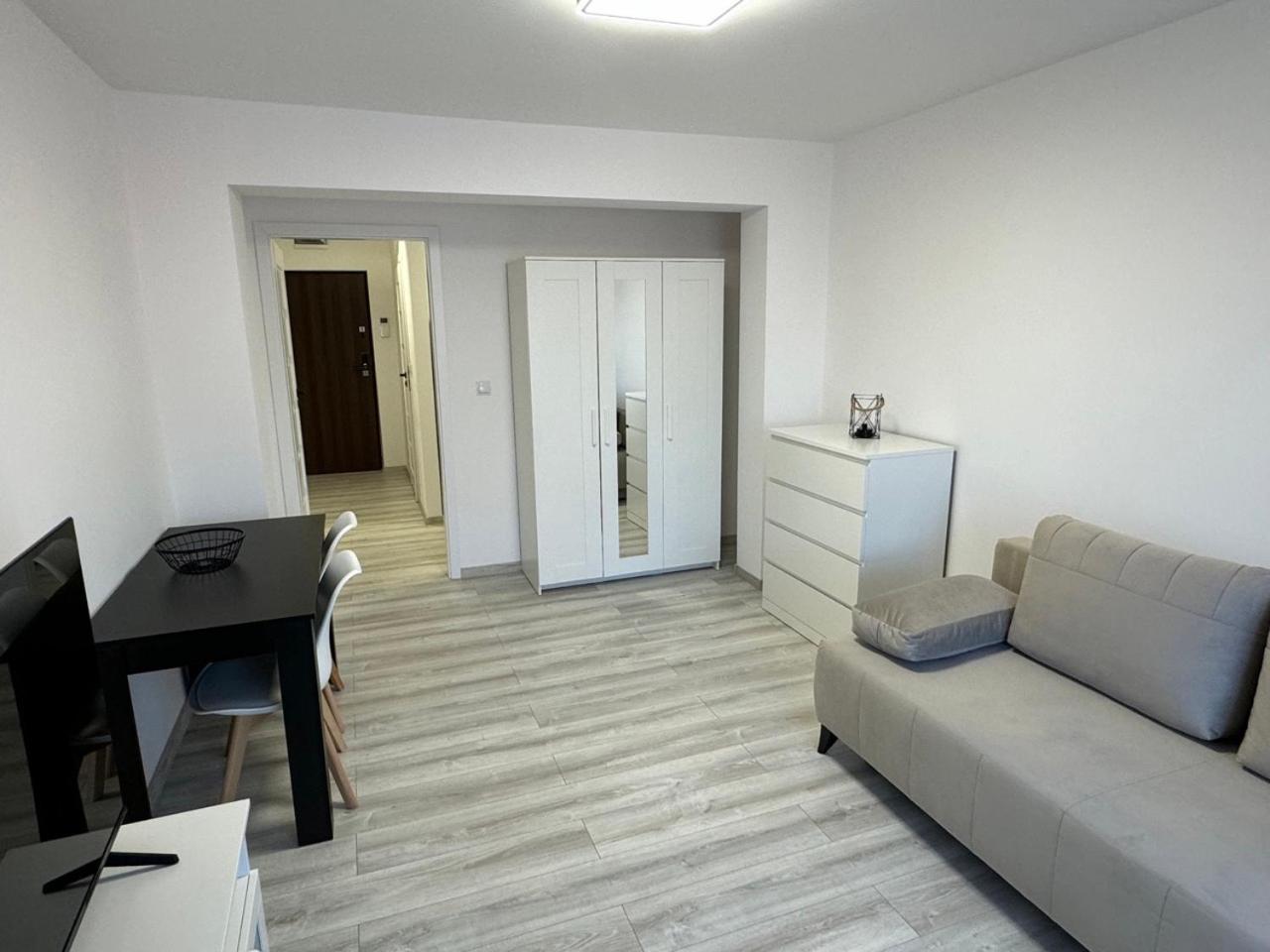 Apartamenty Przy Deptaku 斯维诺乌伊希切 外观 照片